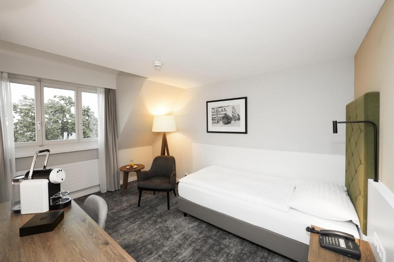 Hotel Loewen Am See Zug Kültér fotó